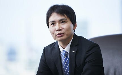 KDDI株式会社 商品・CS統括本部 商品戦略部 商品第1グループ 課長補佐 杉田 博司
